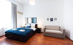 Very Central Convenient Large Ac Place